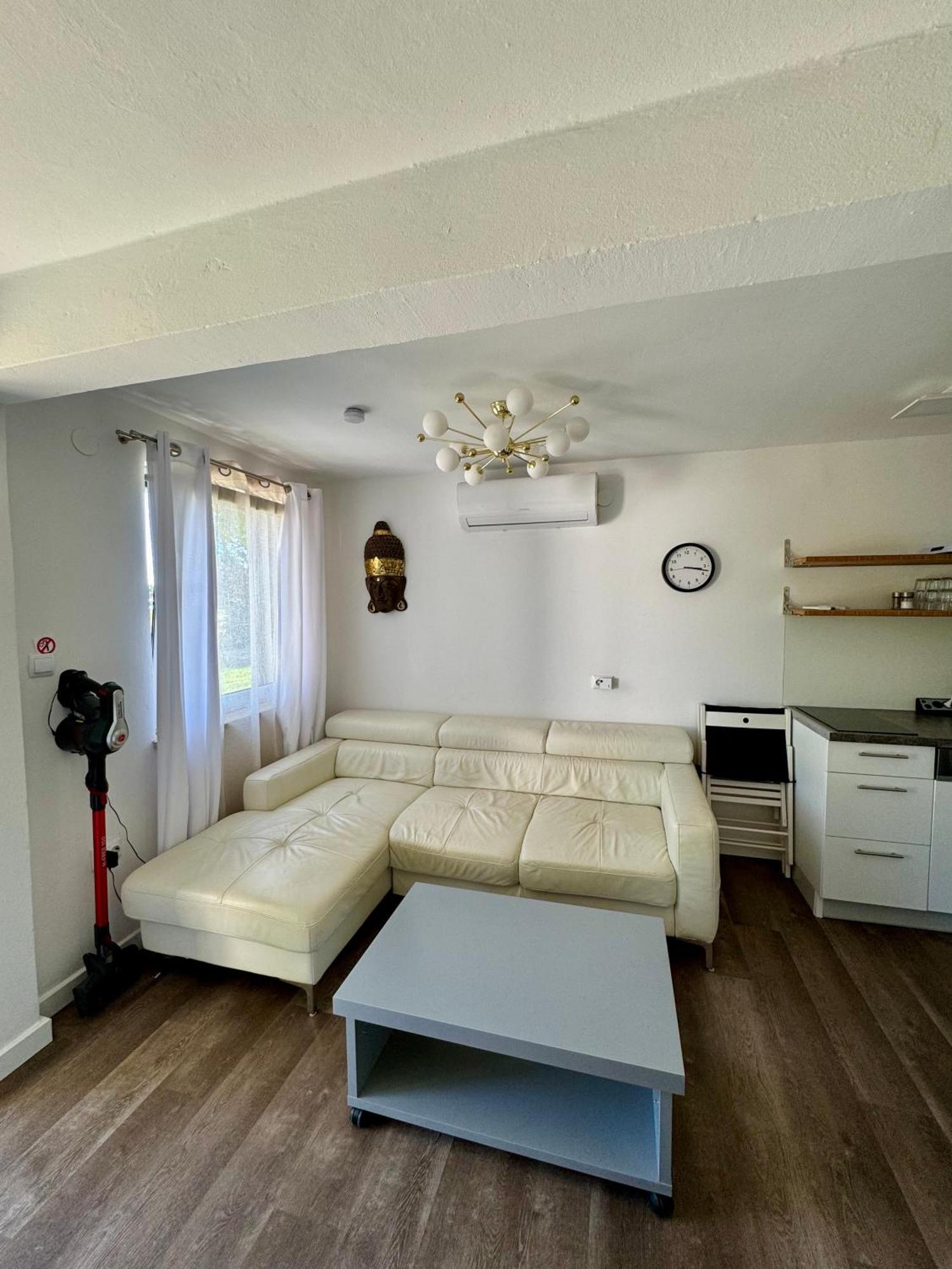Enna Apartment B Meerblick Perfect Location Medulin Bagian luar foto